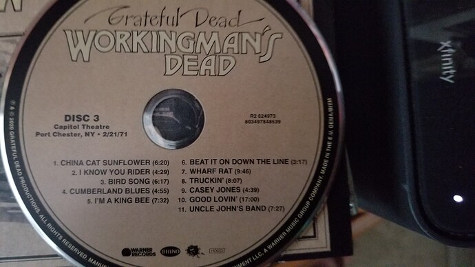 09- Wkgmns Dead CD3