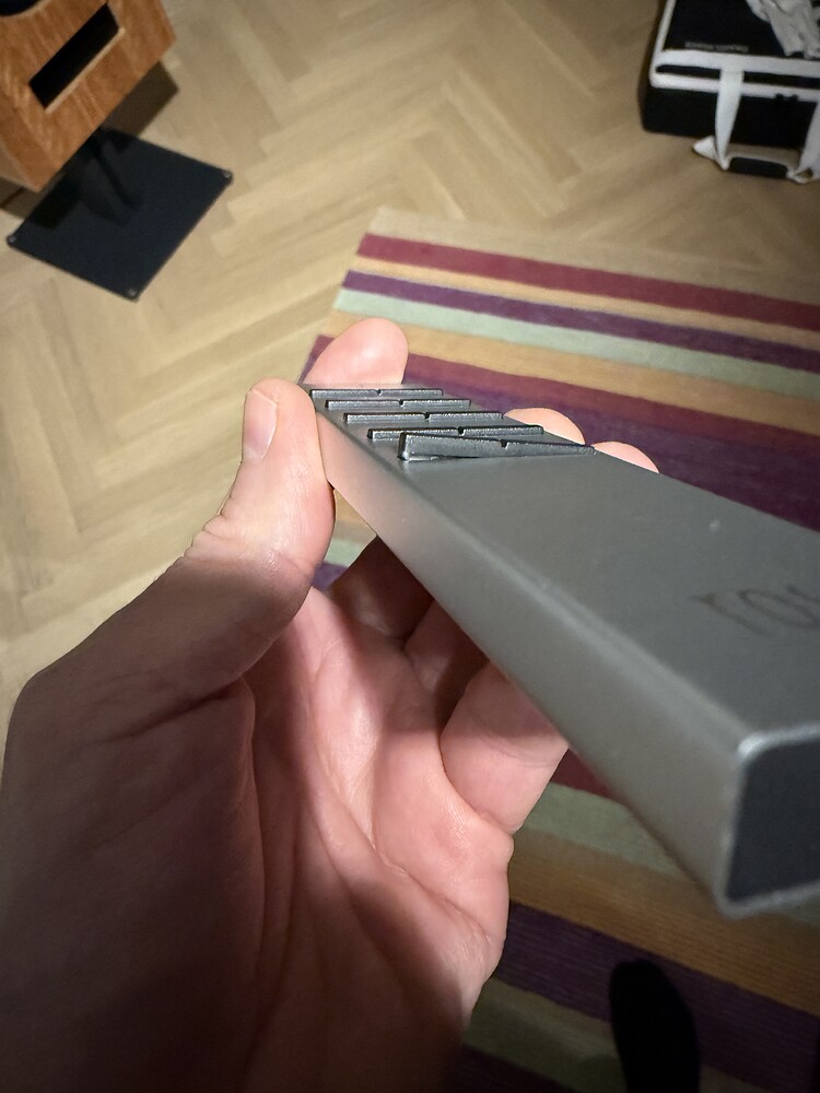 8B355FC5-A685-48A7-93BB-2C103B5CA8B7