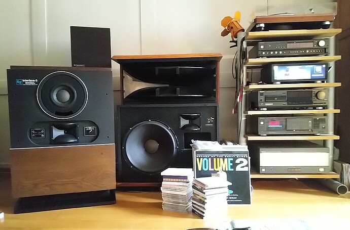 RS520, Technics, Electro Voice speakers (1)